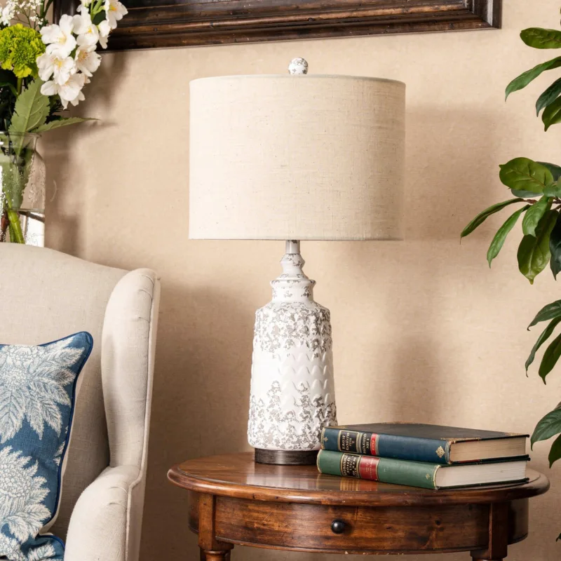 Sophia Resin Table Lamp - Image 4