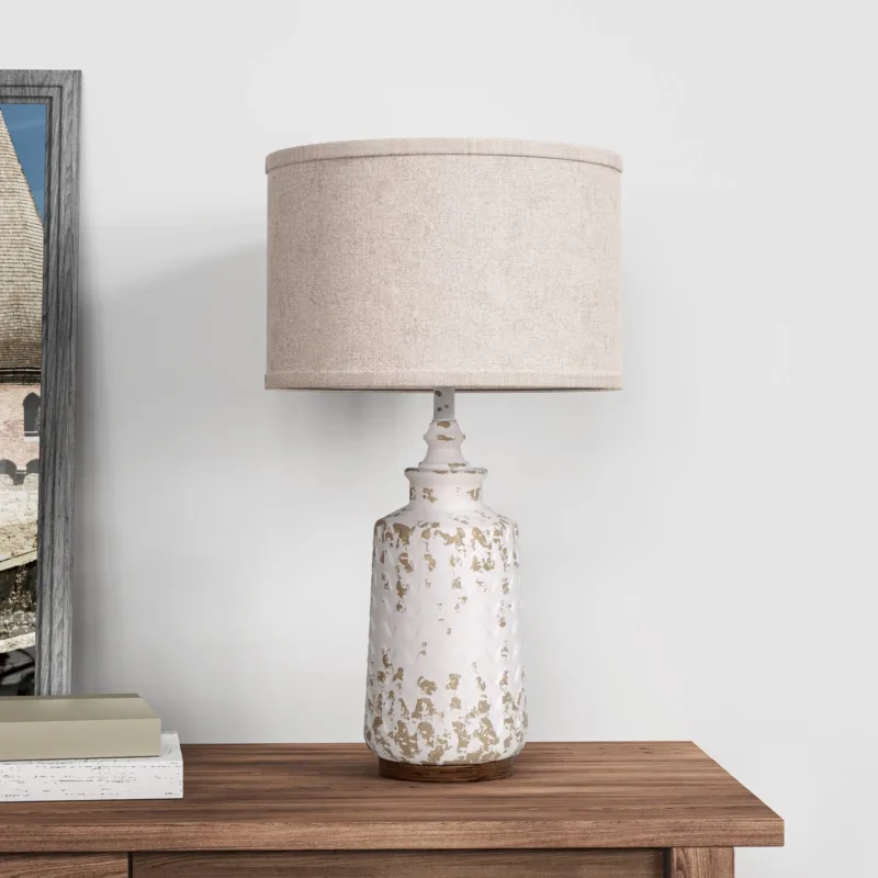Sophia Resin Table Lamp - Image 3