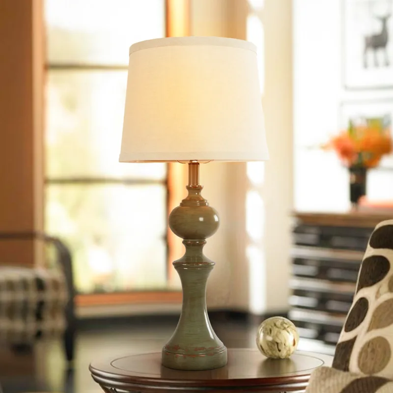 Tomisin Resin Table Lamp - Image 2
