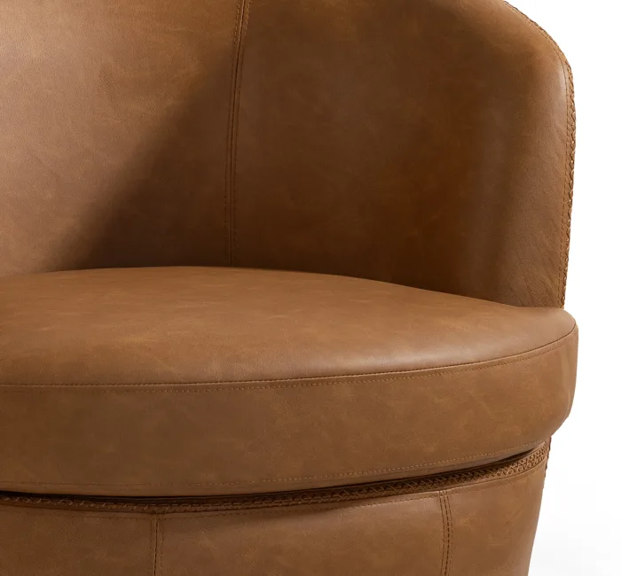 Armrest: Integrated armrest