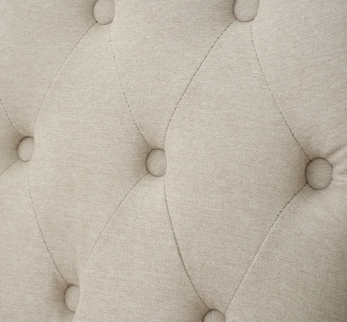 Button-tufted back detailing