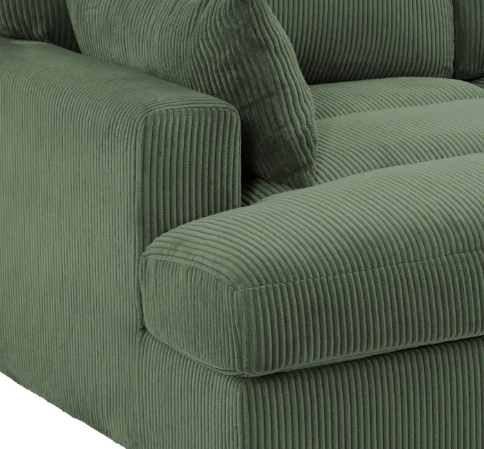 cs0002-detail-sectional-module-left-chaise-close-up-v4