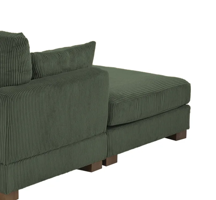 cs0006-detail-sectional-module-corner-chair-and-ottoman-close-up-v3